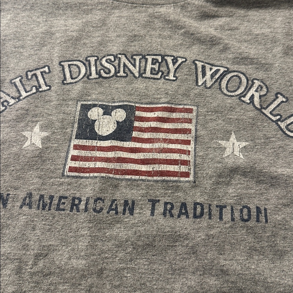 Vintage Walt Disney World‎ Long Sleeve Cotton Gray tshirt adult size XS - Picture 2 of 9